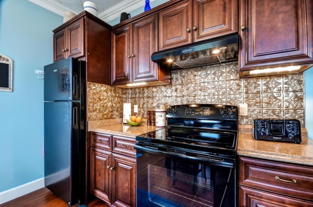Astoria Painted Lady Historic Apt With River View! Екстериор снимка
