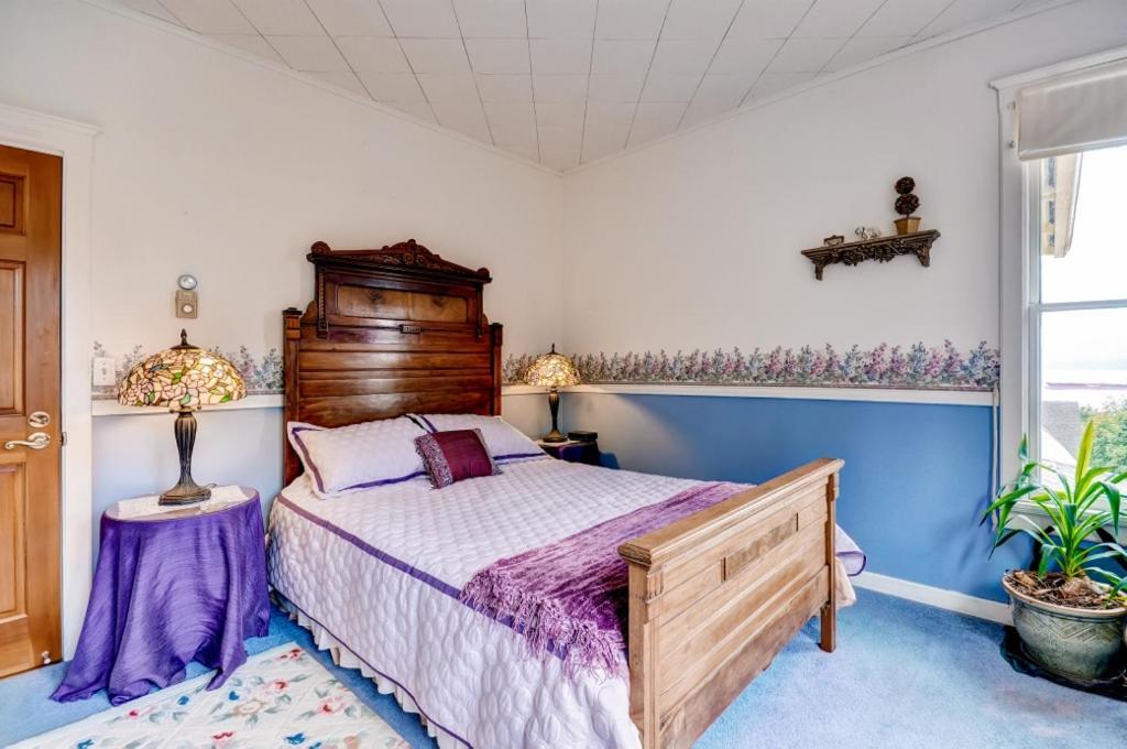Astoria Painted Lady Historic Apt With River View! Екстериор снимка